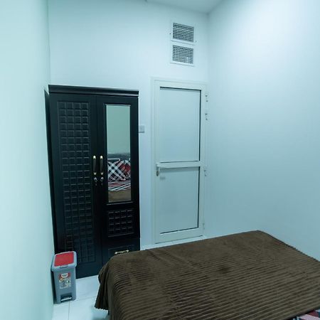 Nest Room For Solo Or Couple Abu Dzabi Kültér fotó